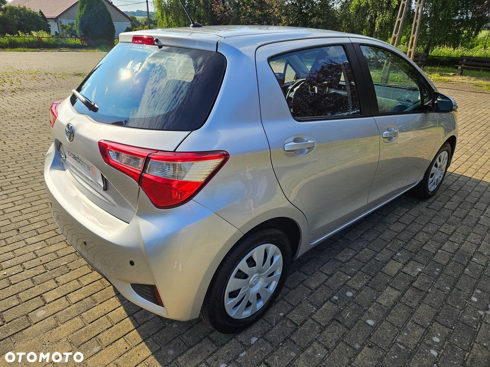 Toyota Yaris 1.0 Active EU6 - 7