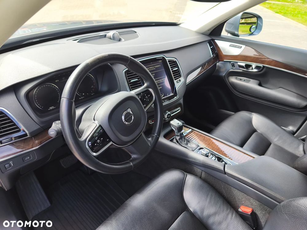 Volvo XC 90 T6 AWD Momentum 7os - 16