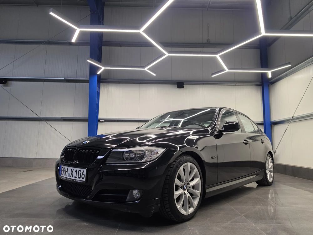 BMW Seria 3 318i Edition Exclusive - 1