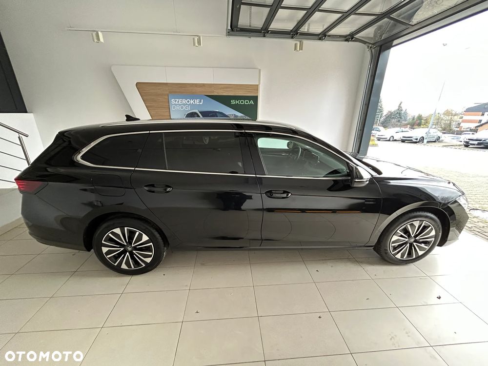 Skoda Superb 2.0 TSI Edition 130 DSG - 8