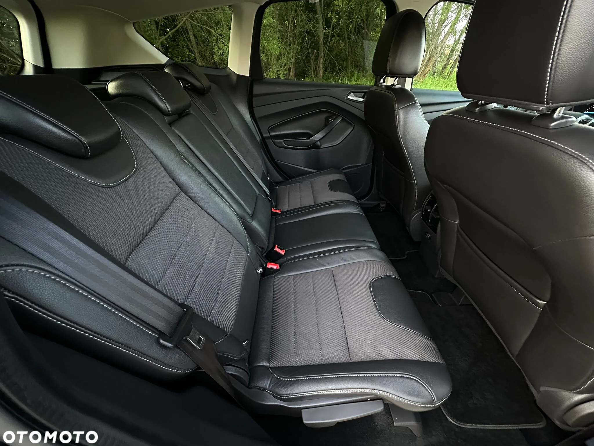 Ford Kuga 2.0 TDCi 4WD Titanium - 28