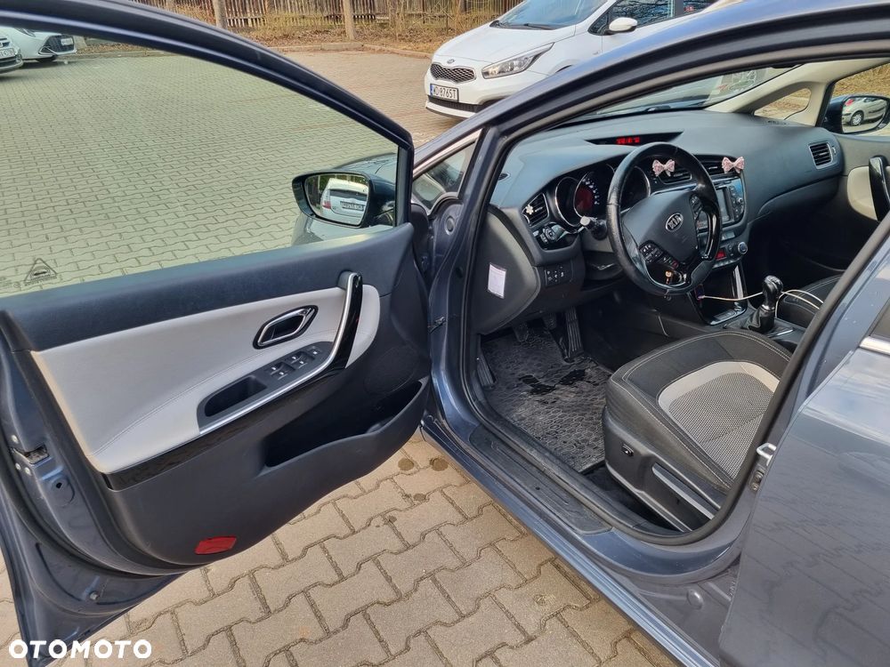 Kia Ceed 1.6 GDI Business Line - 6