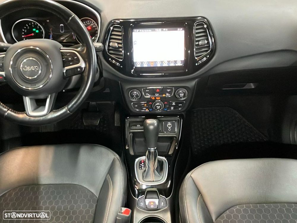 Jeep Compass 1.3 T Limited DCT - 11