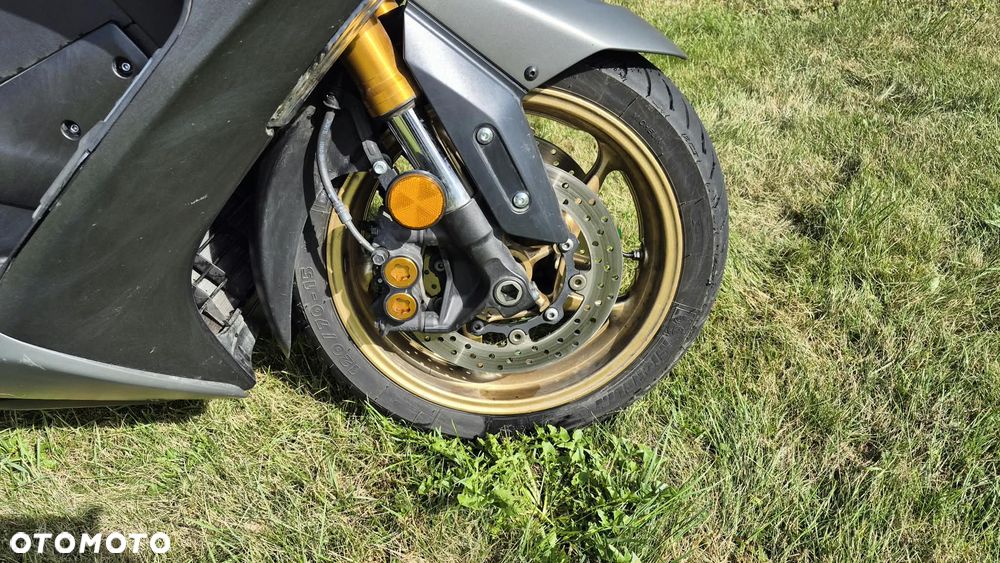 Yamaha Tmax - 6