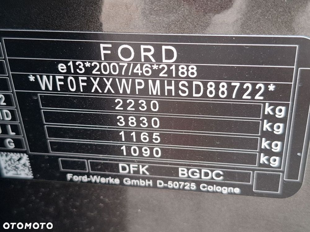 Ford Kuga - 27