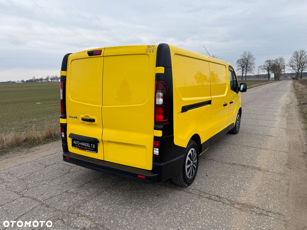 Renault Trafic - 11