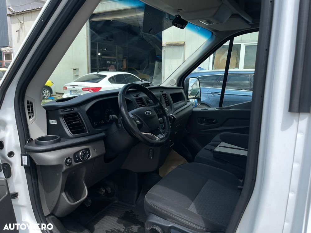 Ford Transit - 6