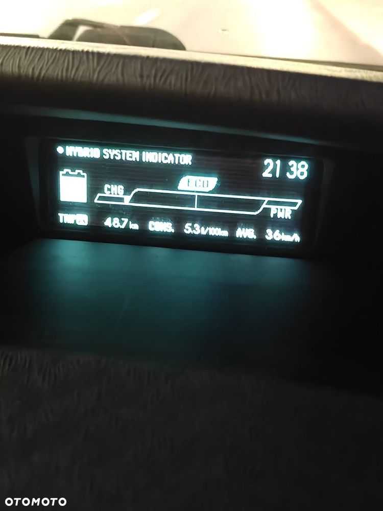 Toyota Prius - 8