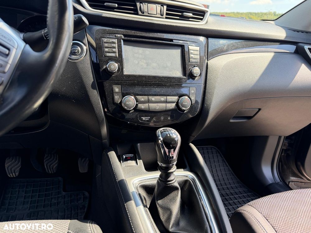 Nissan Qashqai 1.6 DCI Start/Stop 4X4-i Tekna - 11