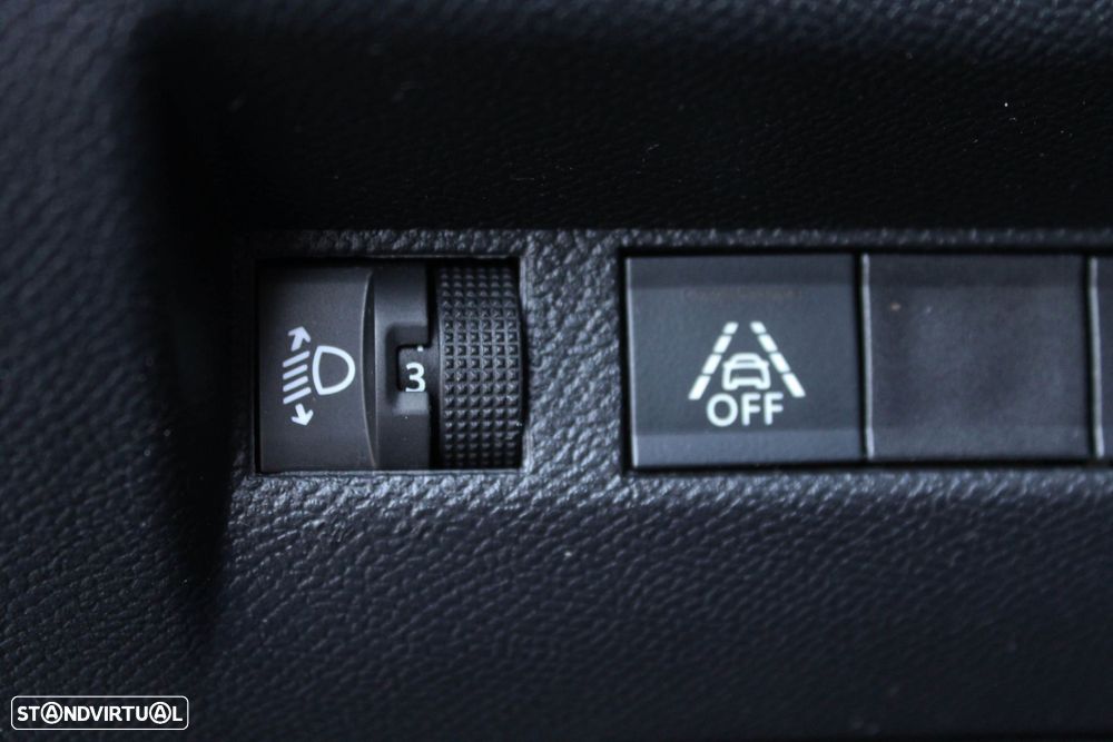 Peugeot 208 1.2 PureTech Active Pack - 6