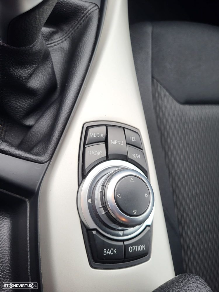 BMW 116 d EfficientDynamics Edition - 18