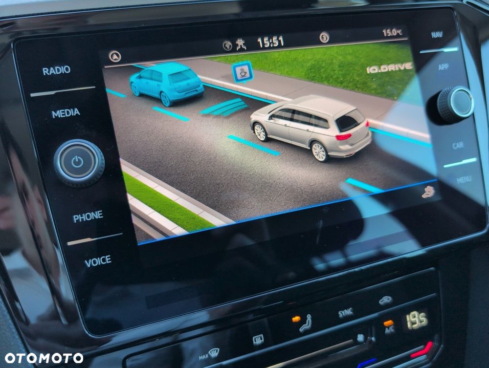 Volkswagen Passat Variant 1.5 TSI EVO Business DSG - 23