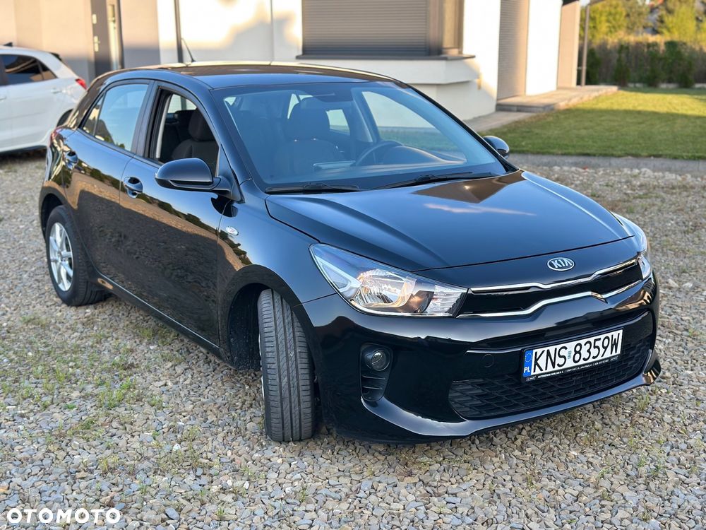 Kia Rio 1.4 L - 13