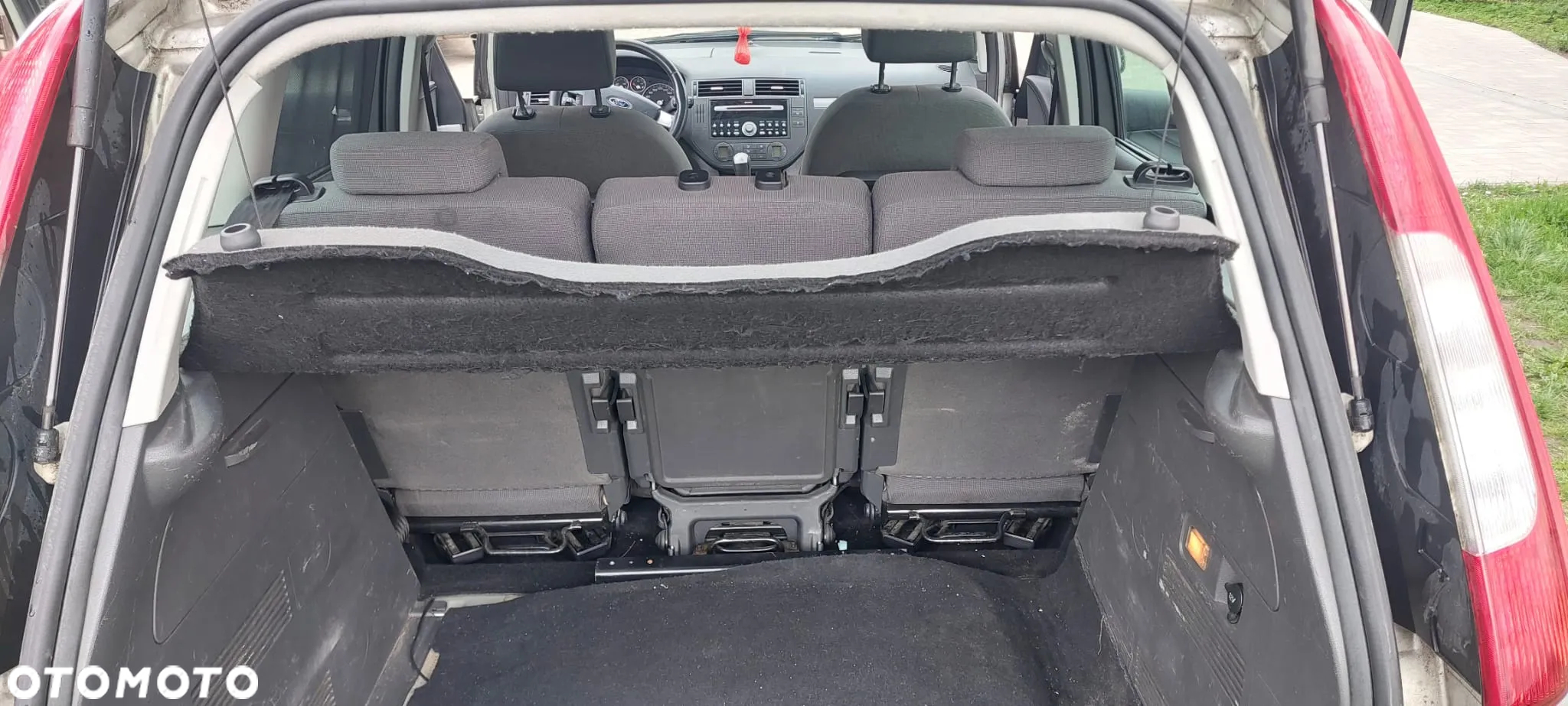 Ford Focus C-Max 2.0 Ghia - 11