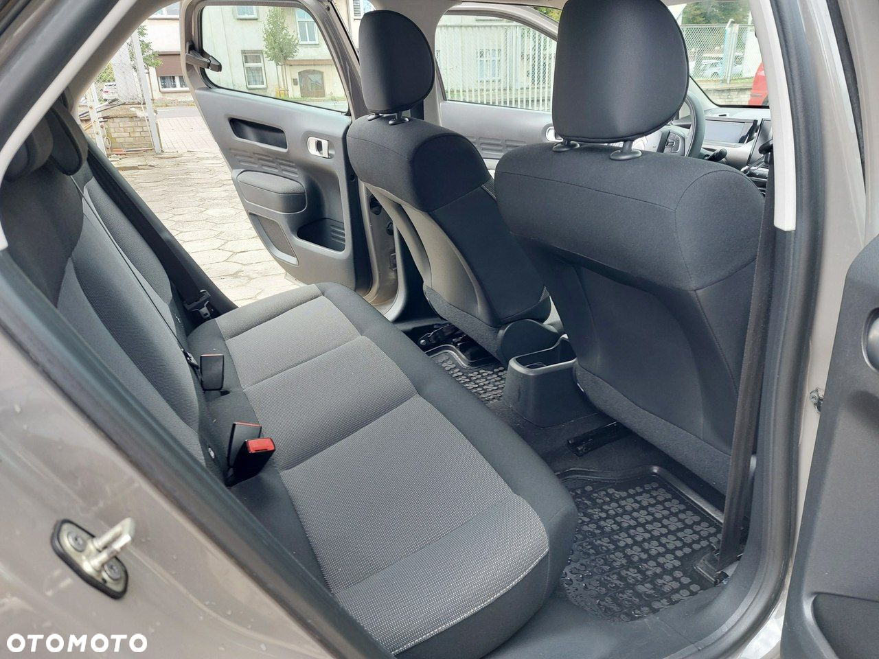 Citroën C4 Cactus - 15
