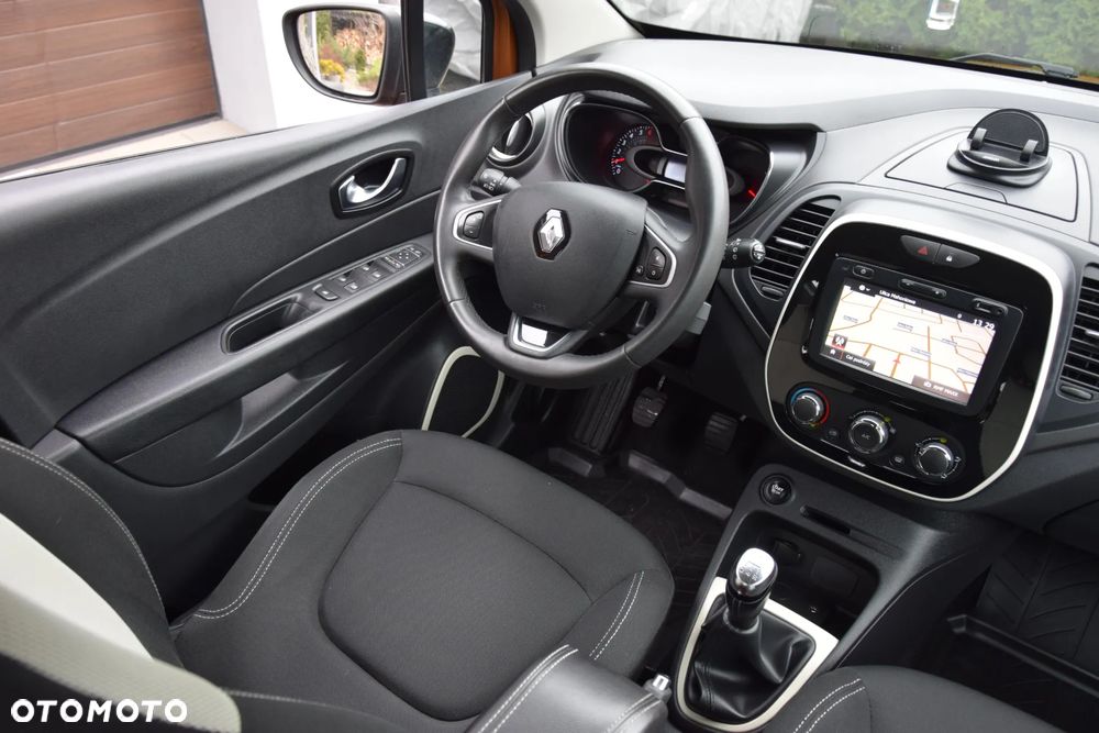 Renault Captur 0.9 Energy TCe Intens EU6 - 15