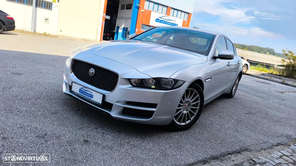 Jaguar XE 2.0 D Pure Aut. - 8