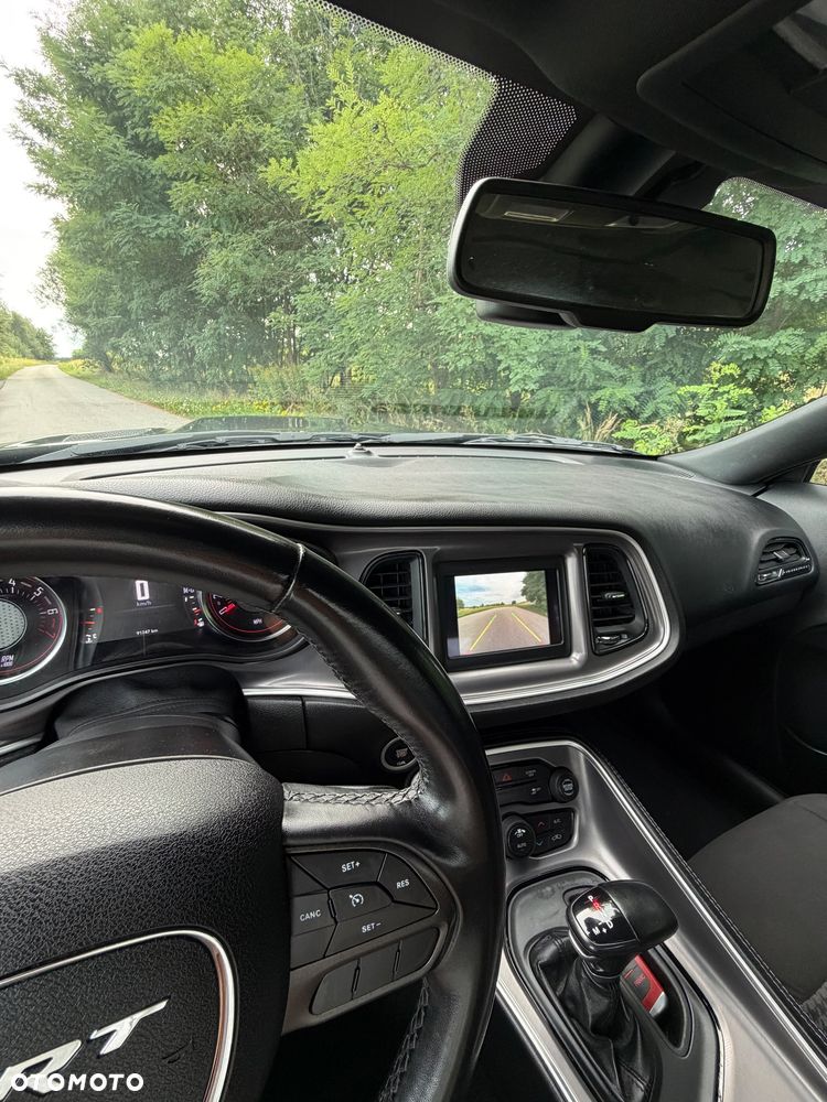 Dodge Challenger 3.6 SXT - 12