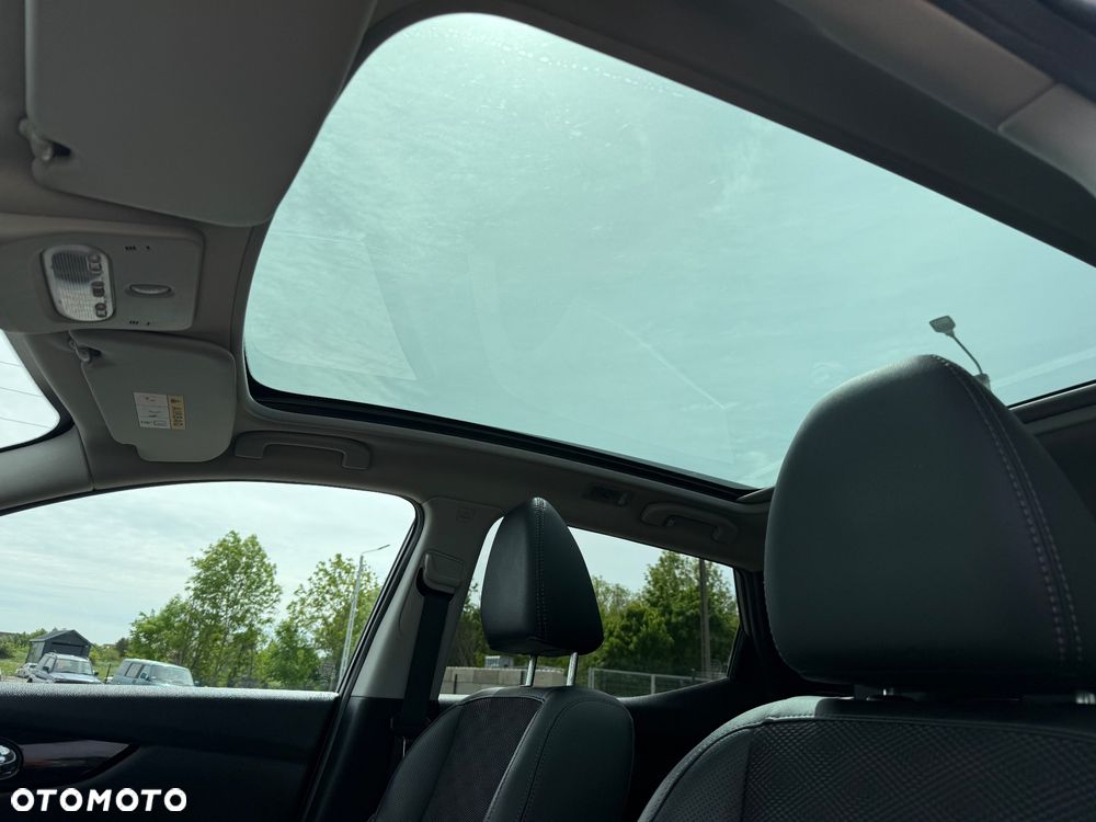 Nissan Qashqai 1.6 DIG-T Tekna+ - 23