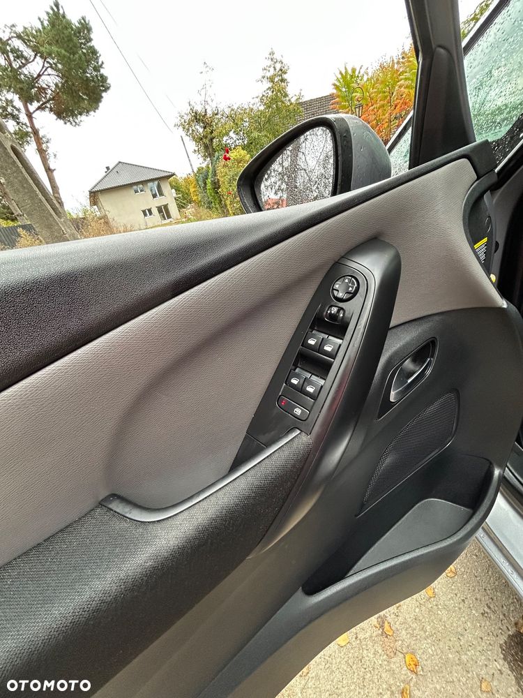 Citroën C4 Grand Picasso - 13