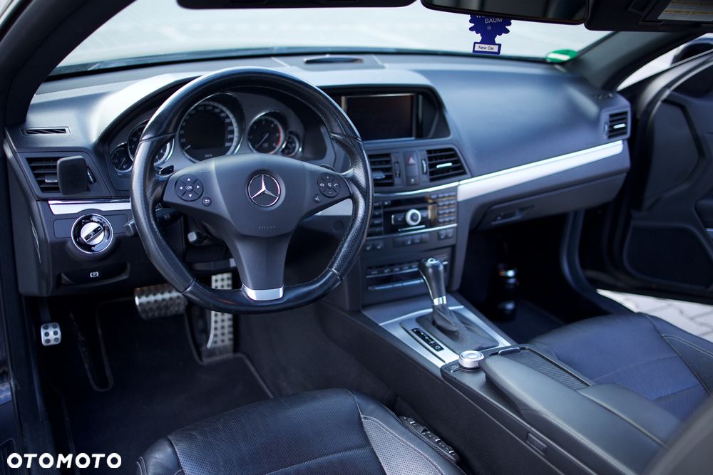 Mercedes-Benz Klasa E - 16