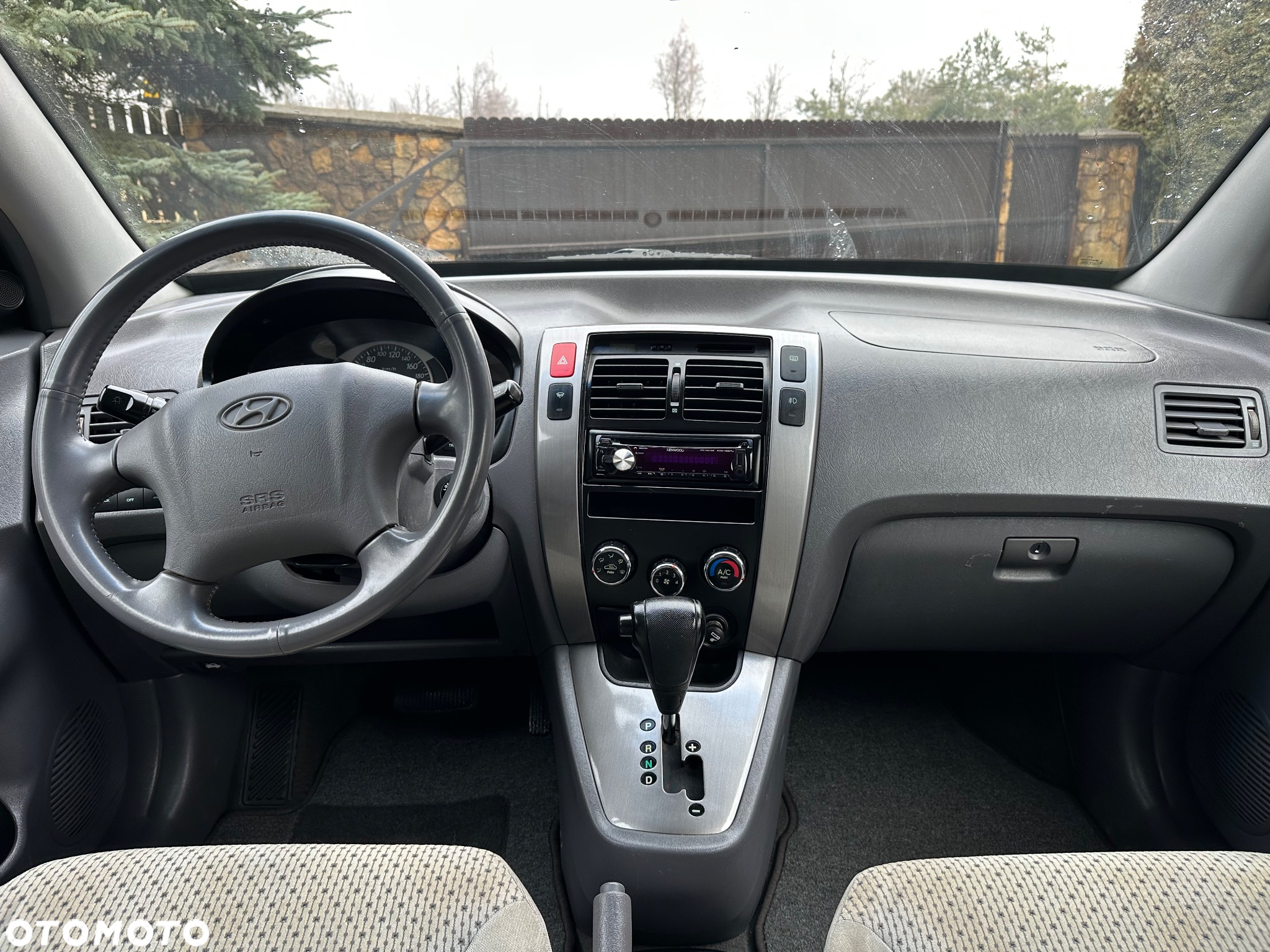 Hyundai Tucson 2.0 CRDi Elegance + - 21