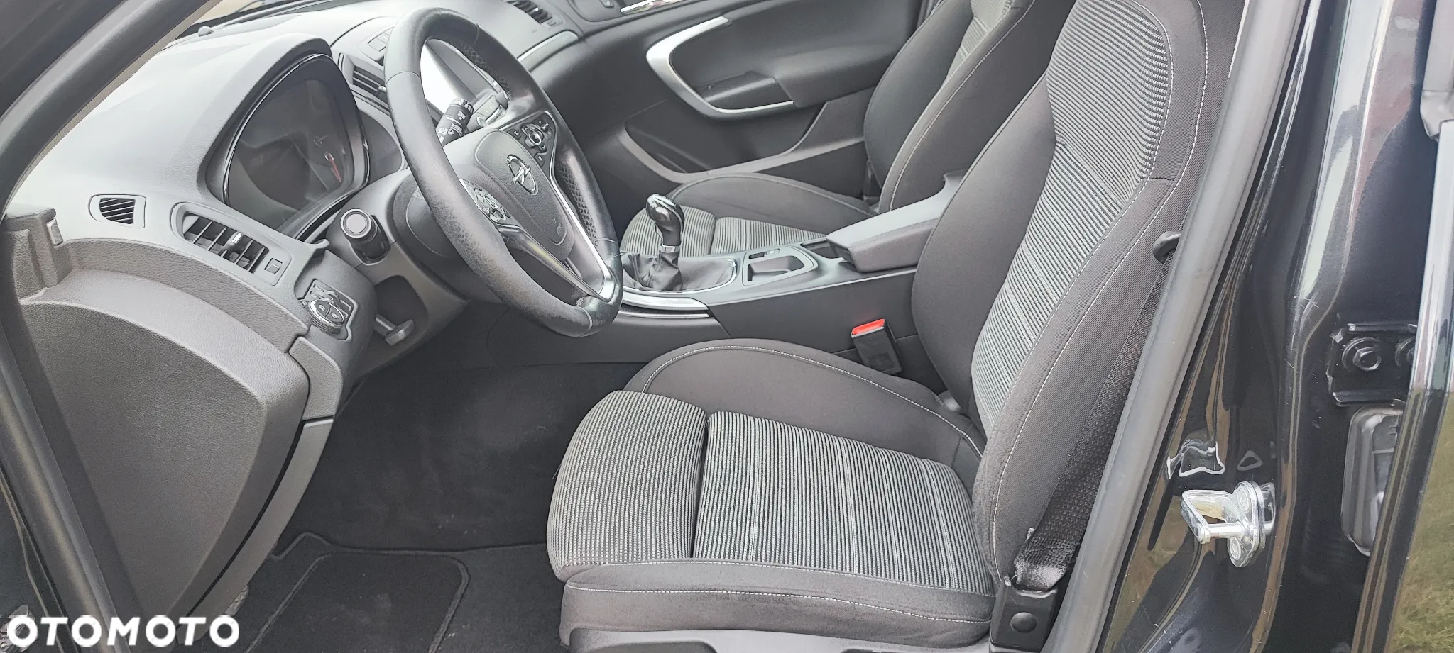 Opel Insignia 1.6 CDTI Cosmo ecoFLEX S&S - 32