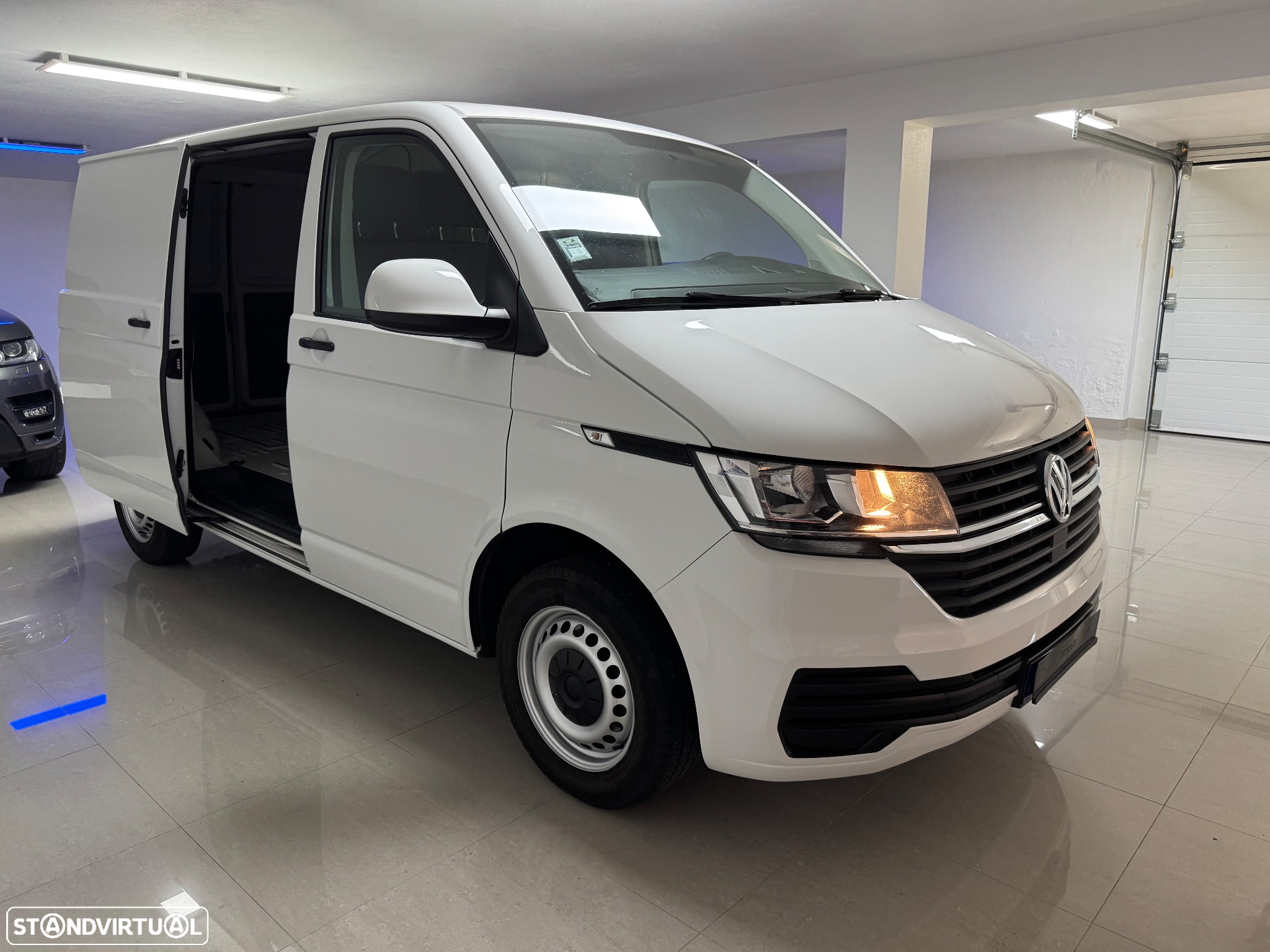 VW TRANSPORTER 2.0 TDI C/IVA BUSINESS AC OCASIÃO - 2