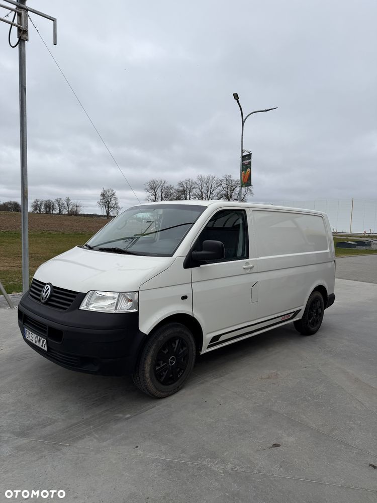 Volkswagen Transporter - 2