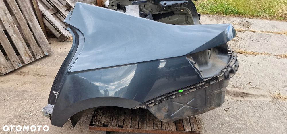 SKODA Superb III HB BŁOTNIK TYLNY LEWY - 1