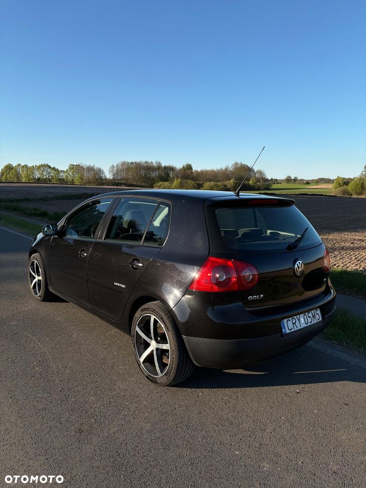 Volkswagen Golf 1.6 United - 4