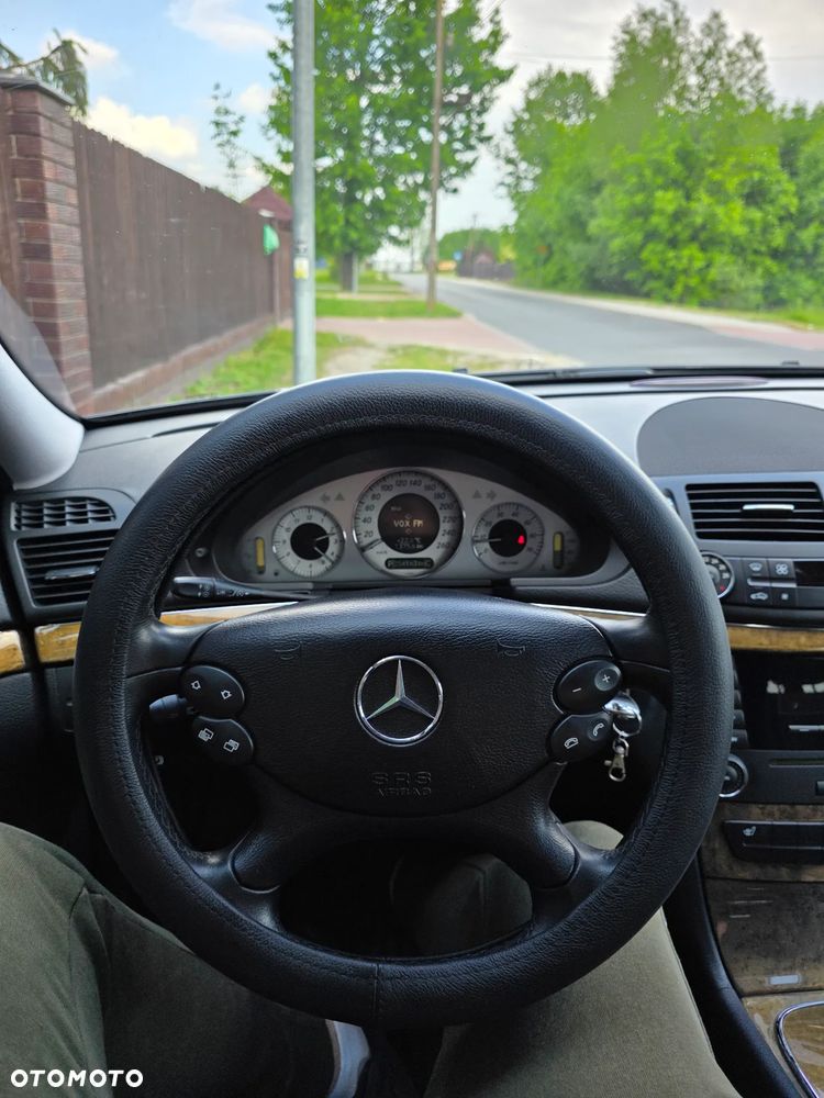 Mercedes-Benz Klasa E - 14