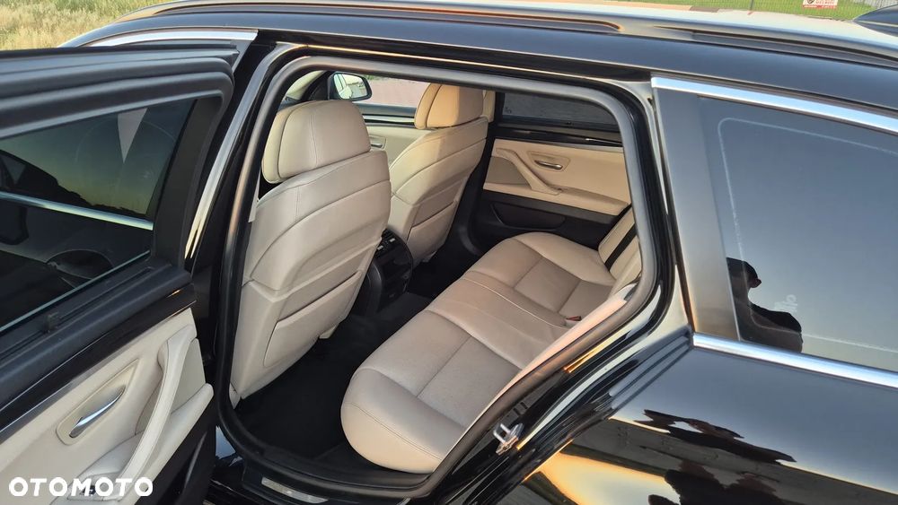 BMW Seria 5 520d - 8