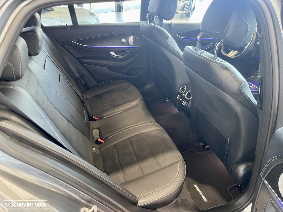 Mercedes-Benz E 300 de 9G-TRONIC AMG Line - 40