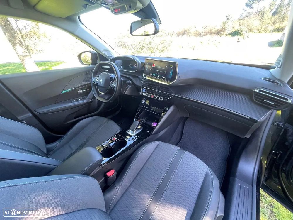 Peugeot e-2008 50 kWh Allure - 23