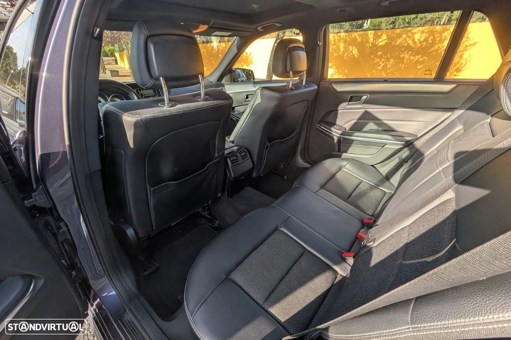 Mercedes-Benz E 300 Bluetec Hybrid Avantgarde - 24