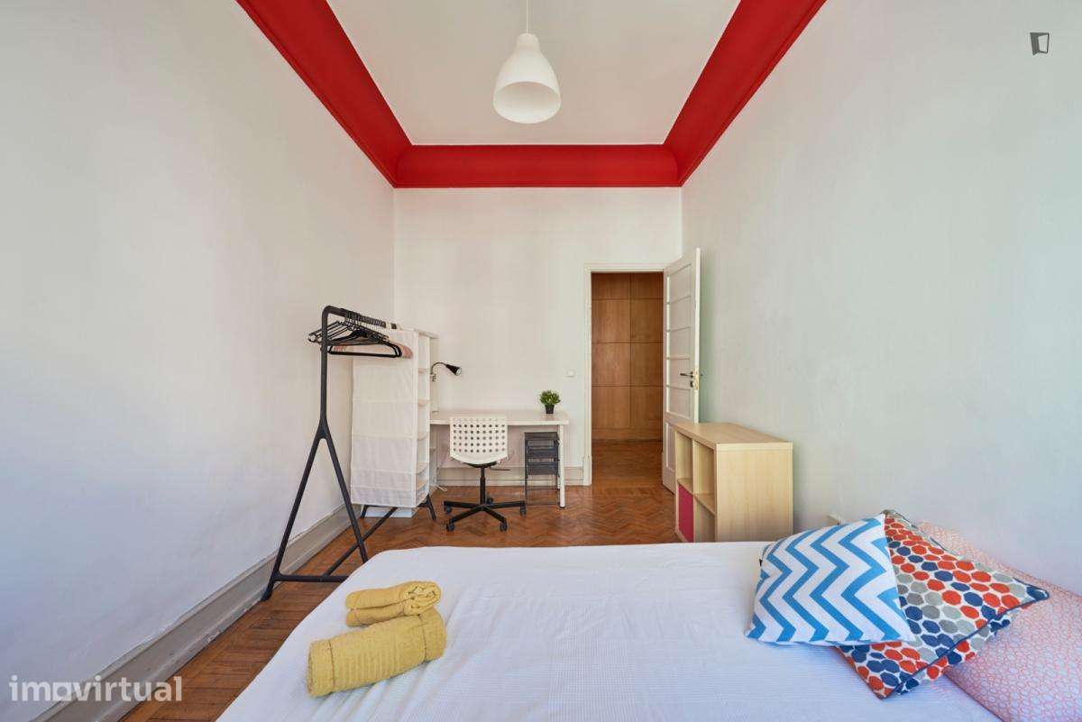 Quarto - localizado em Alameda Lisbon - Grande imagem: 4/28