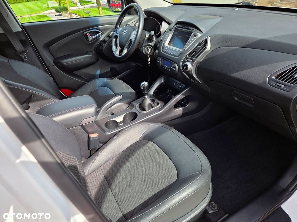 Hyundai ix35 blue 1.6 2WD Finale Gold - 27