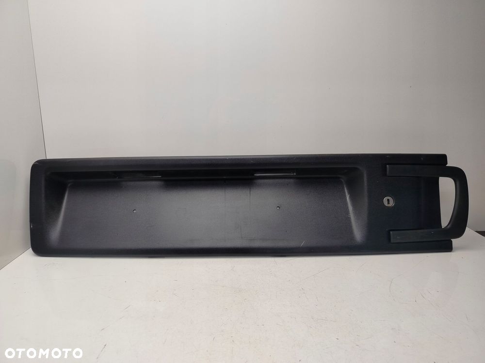 opel combo d 10r- blenda listwa klapy bagażnika tył tylna 07355019700e - 1