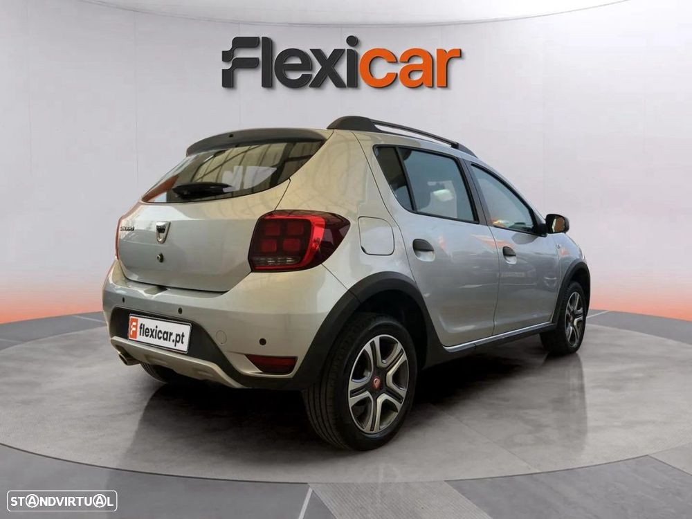 Dacia Sandero 0.9 TCe Stepway - 3
