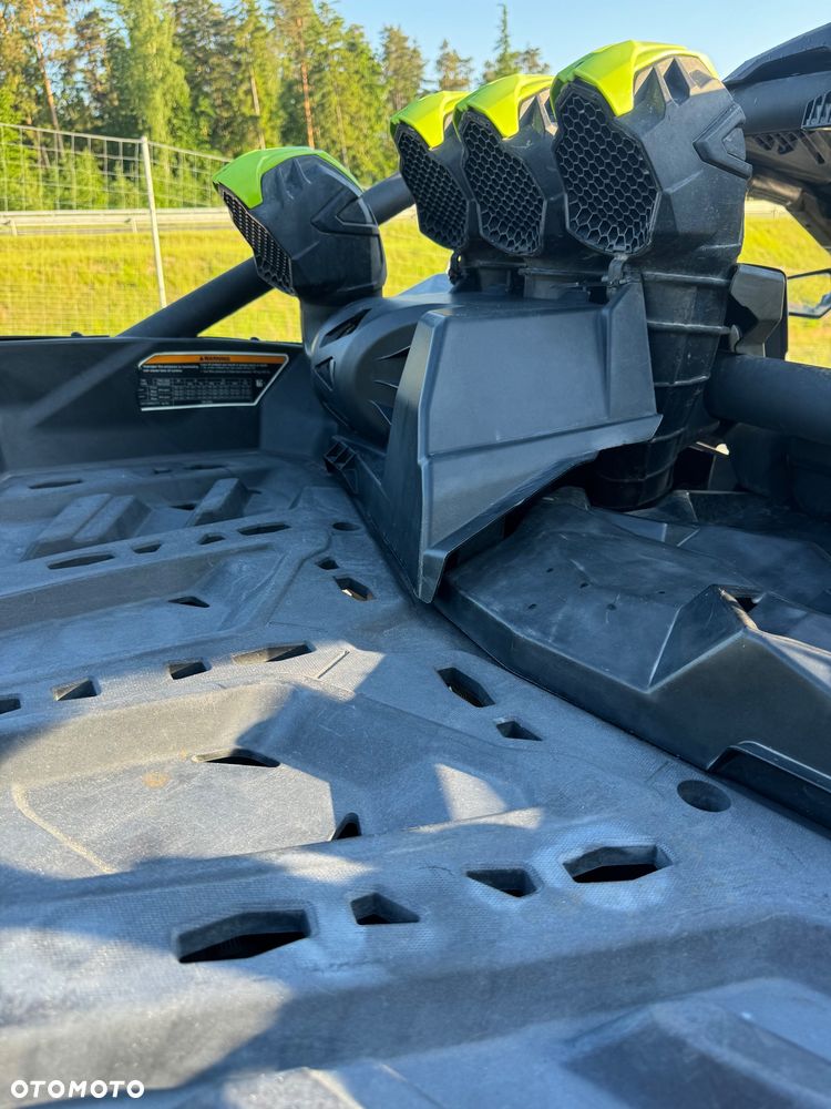 Can-Am Maverick - 16