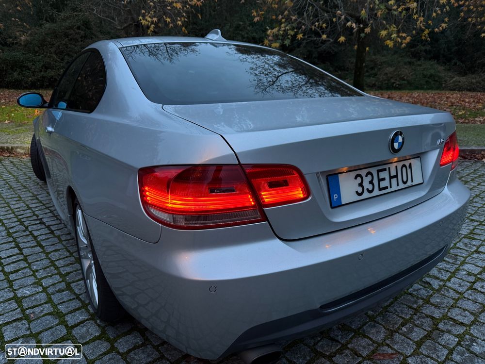 BMW 320 d Coupe - 13