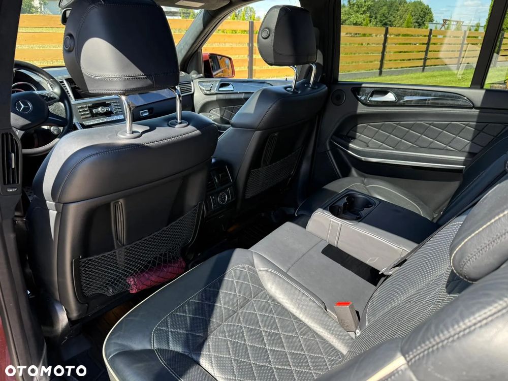 Mercedes-Benz GL - 22