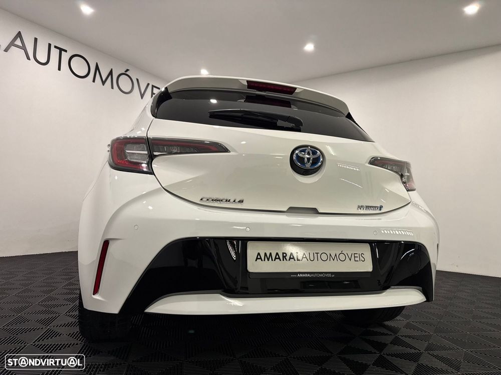 Toyota Corolla 1.8 Hybrid Exclusive - 19
