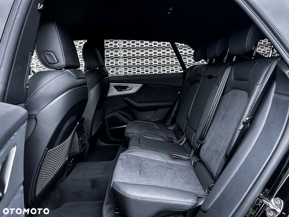 Audi Q8 - 38