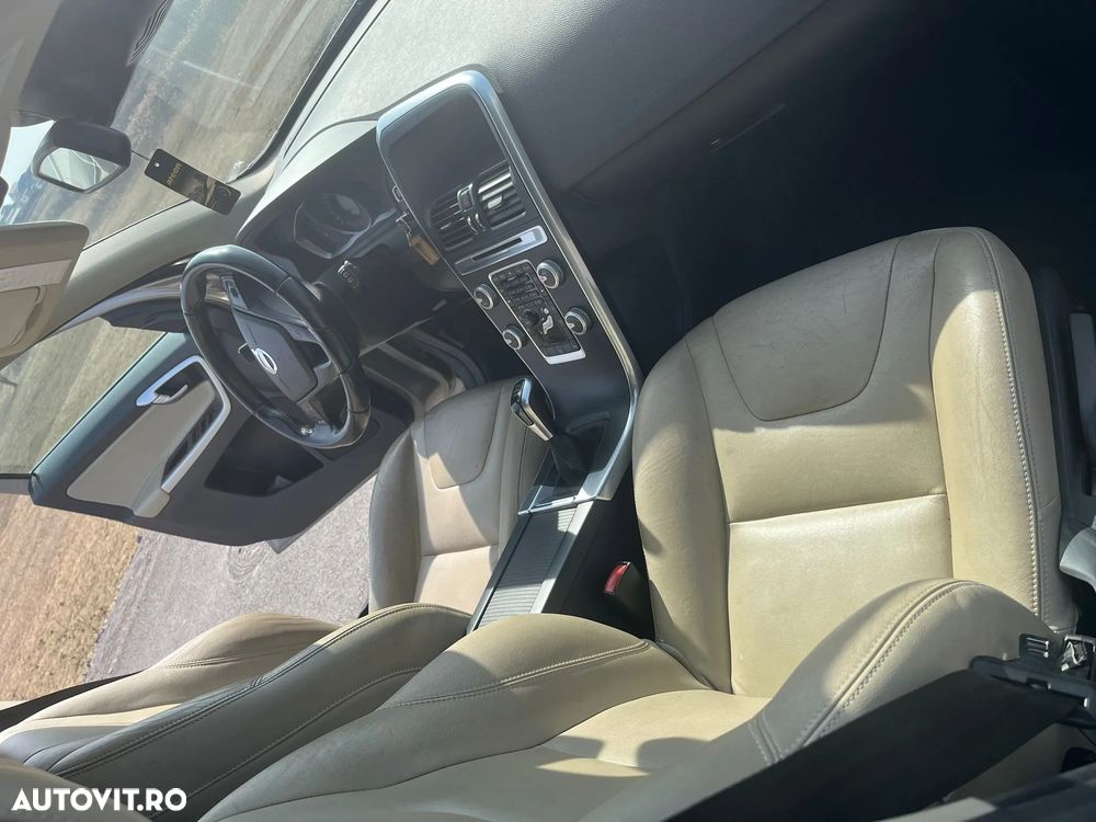 Volvo XC 60 D4 Summum - 14