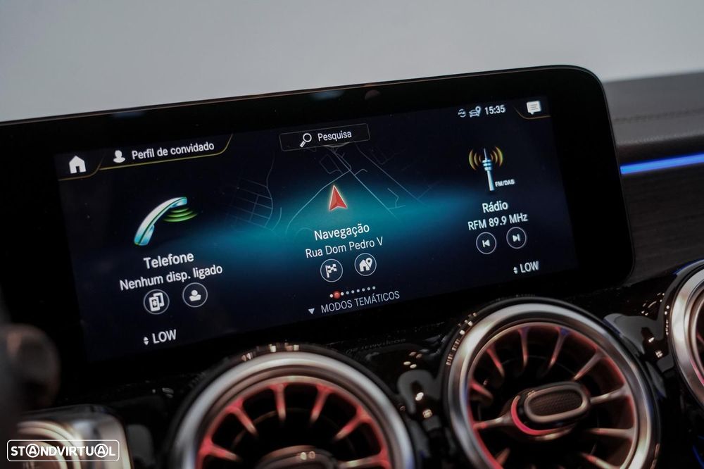 Mercedes-Benz GLB 180 d AMG Line - 12
