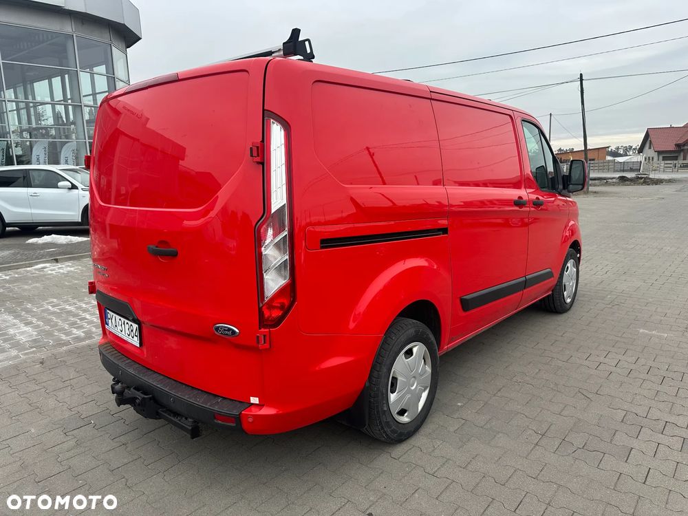 Ford TRANSIT CUSTOM - 4