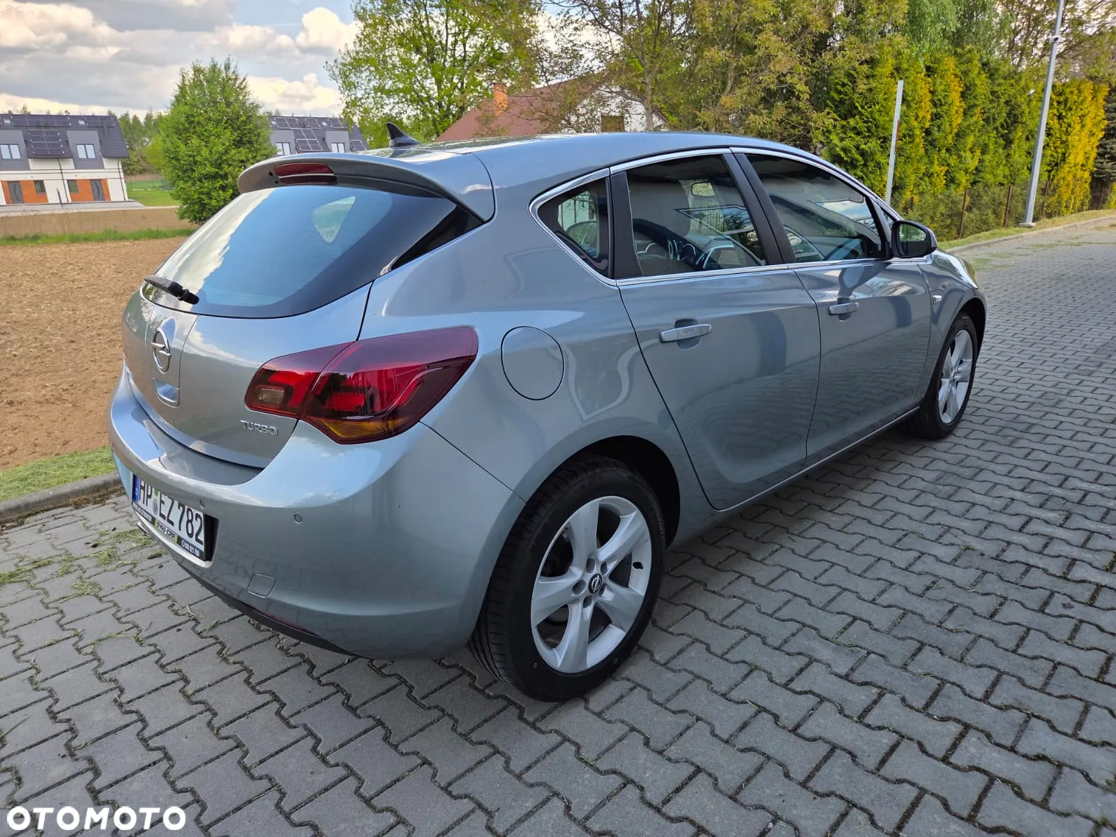 Opel Astra 1.4 Turbo Cosmo - 2