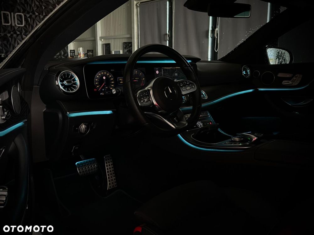 Mercedes-Benz Klasa E 220 d 4-Matic AMG - 39